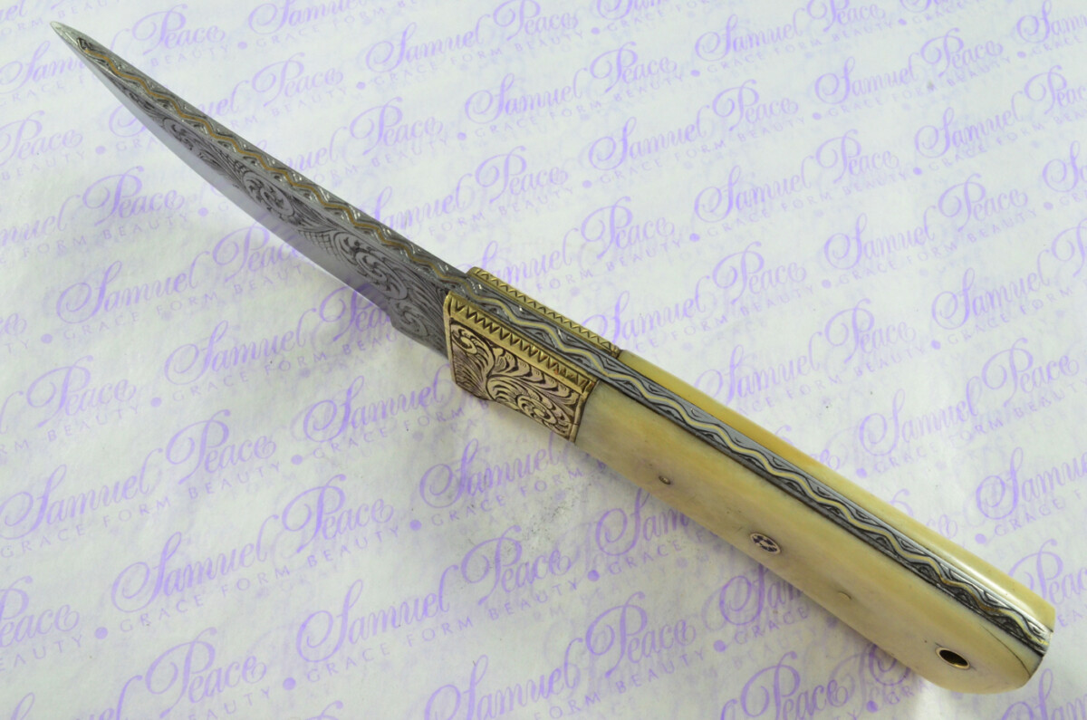 New Fantastic Hand Engraved Carbon 01 Tool Steel Hunting/Bowie Knife Camel Bone Scales Unbelievable Piece Pristine inc Leather Sheath - Image 3
