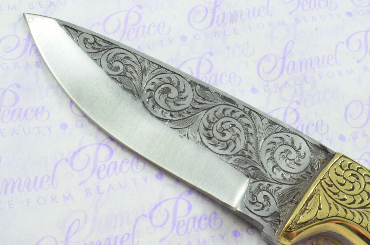 New Fantastic Hand Engraved Carbon 01 Tool Steel Hunting/Bowie Knife Olive Wood Scales Unbelievable Piece Pristine inc Leather Sheath - Image 8