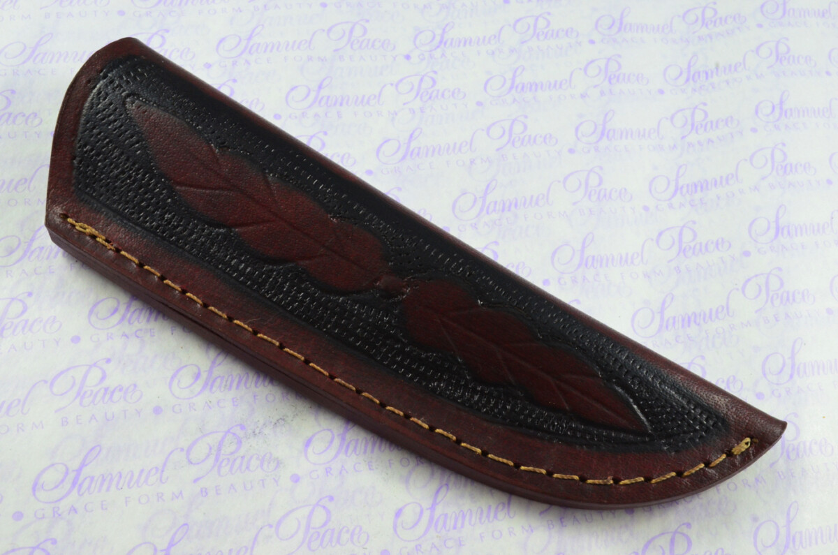 New Fantastic Hand Engraved Carbon 01 Tool Steel Hunting/Bowie Knife Olive Wood Scales Unbelievable Piece Pristine inc Leather Sheath - Image 9