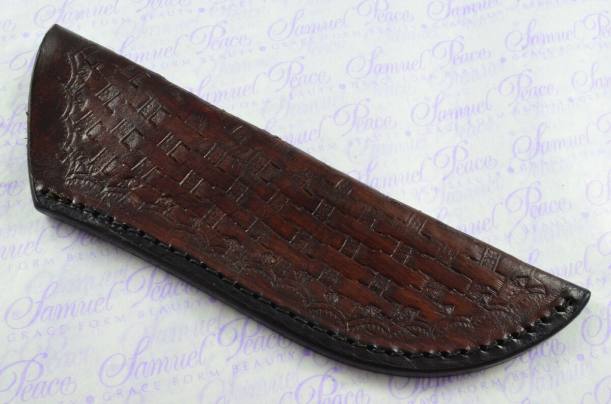 New Fantastic Hand Engraved Carbon 01 Tool Steel Hunting/Bowie Knife Rosewood Scales Unbelievable Piece Pristine inc Leather Sheath - Image 6