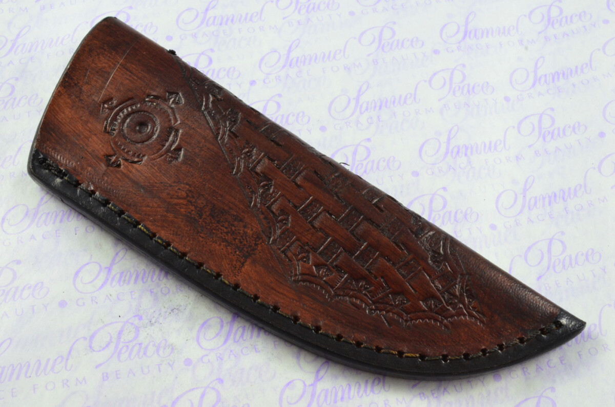 New Fantastic Hand Engraved Carbon 01 Tool Steel Hunting/Bowie Knife Camel Bone Scales Unbelievable Piece Pristine inc Leather Sheath - Image 8