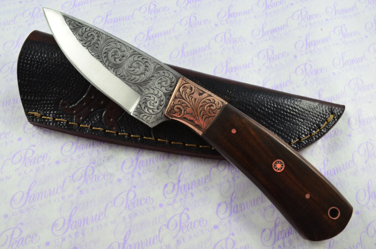 New Fantastic Hand Engraved Carbon 01 Tool Steel Hunting/Bowie Knife Rosewood Scales Unbelievable Piece Pristine inc Leather Sheath