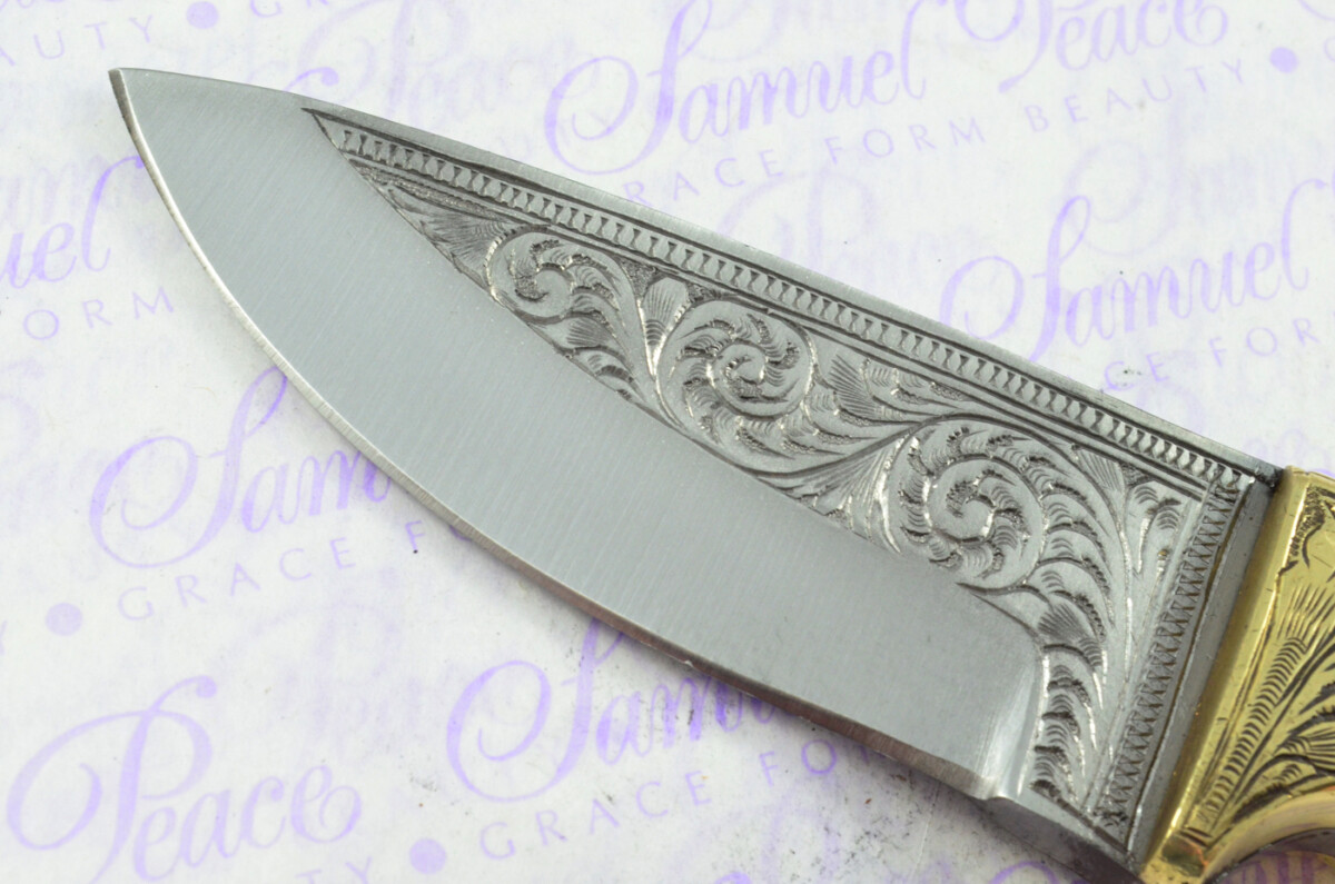 New Fantastic Hand Engraved Carbon 01 Tool Steel Hunting/Bowie Knife Buffalo Scales Unbelievable Piece Pristine inc Leather Sheath - Image 7