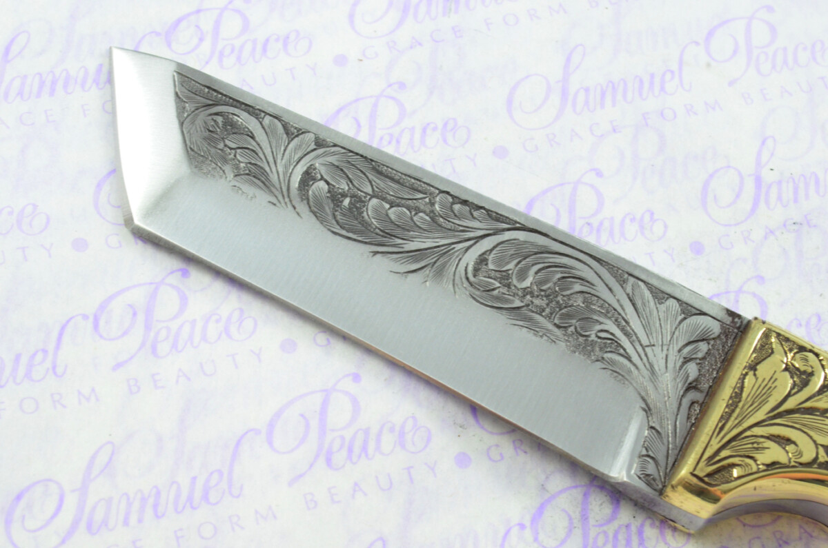 New Fantastic Hand Engraved Carbon 01 Tool Steel Hunting/Bowie Knife Rosewood Scales Unbelievable Piece Pristine inc Leather Sheath - Image 7