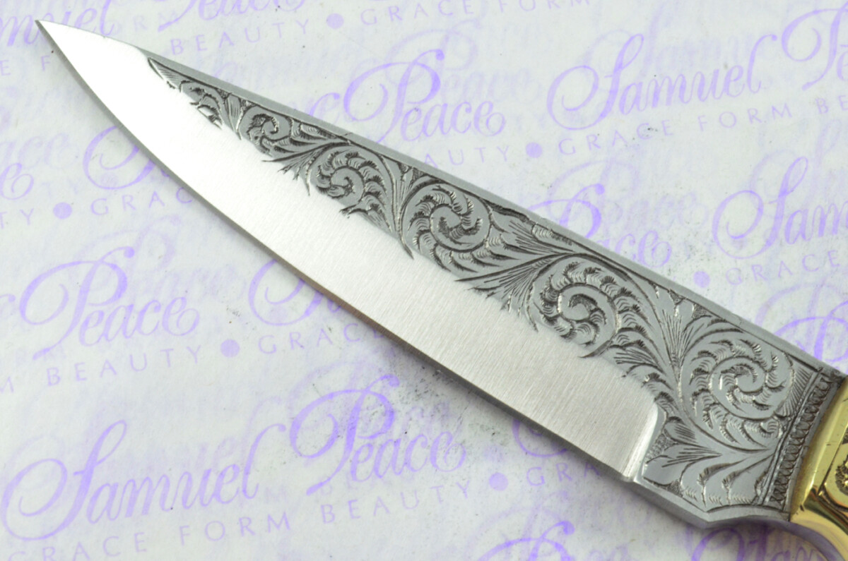 New Fantastic Hand Engraved Carbon 01 Tool Steel Hunting/Bowie Knife Olive Wood Scales Unbelievable Piece Pristine inc Leather Sheath - Image 7