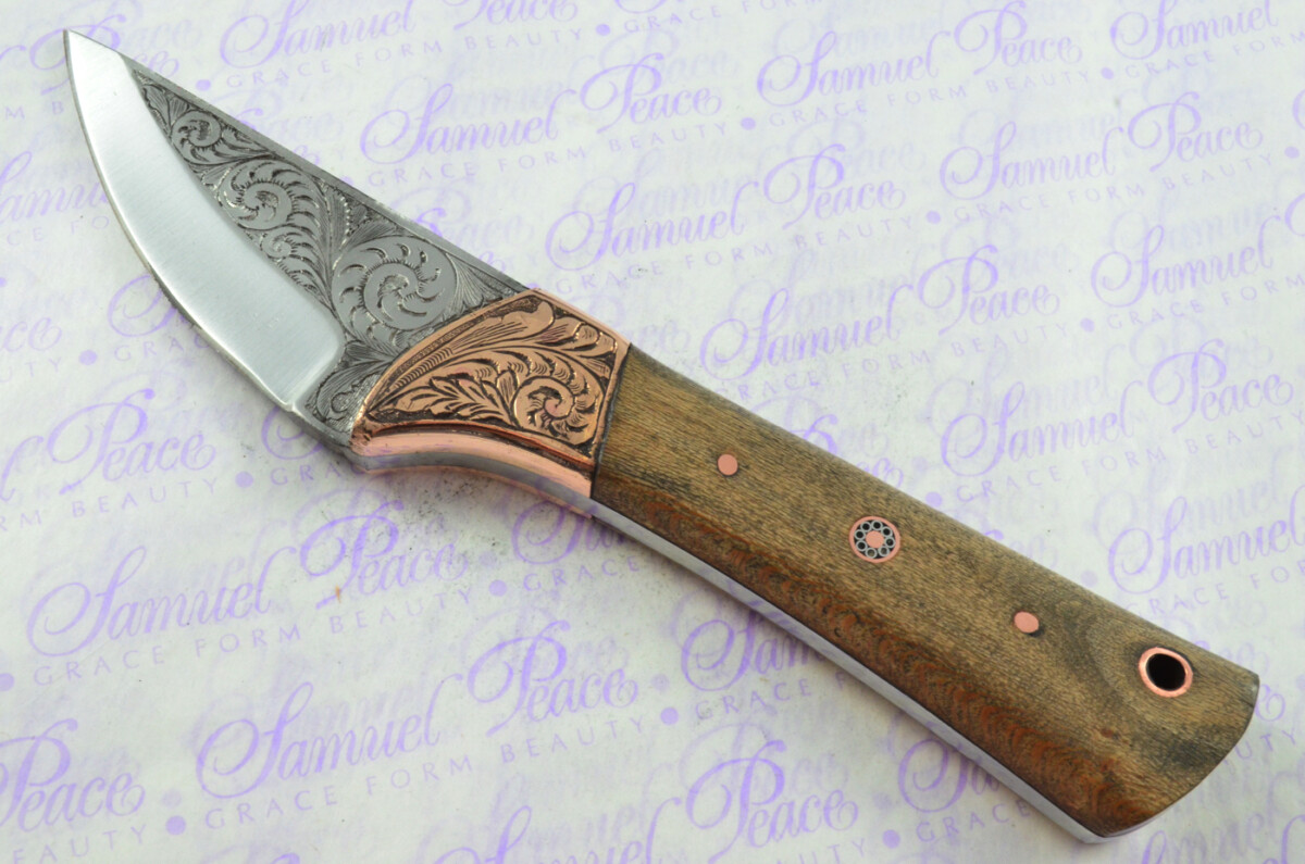 New Fantastic Hand Engraved Carbon 01 Tool Steel Hunting/Bowie Knife Olive Wood Scales Unbelievable Piece Pristine inc Leather Sheath - Image 2