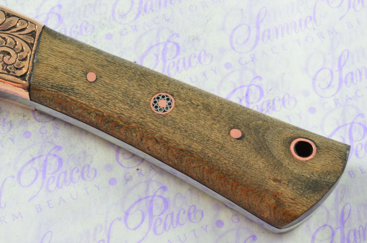 New Fantastic Hand Engraved Carbon 01 Tool Steel Hunting/Bowie Knife Olive Wood Scales Unbelievable Piece Pristine inc Leather Sheath - Image 5