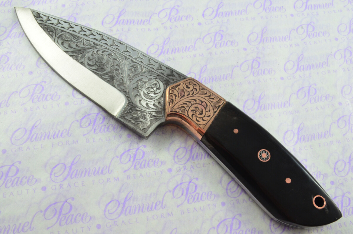 New Fantastic Hand Engraved Carbon 01 Tool Steel Hunting/Bowie Knife Buffalo Scales Unbelievable Piece Pristine inc Leather Sheath - Image 2
