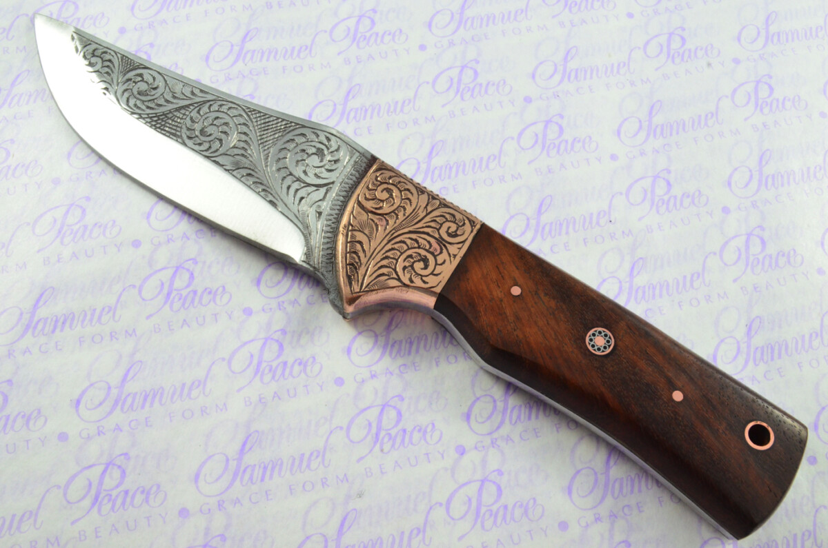 New Fantastic Hand Engraved Carbon 01 Tool Steel Hunting/Bowie Knife Rosewood Scales Unbelievable Piece Pristine inc Leather Sheath - Image 3