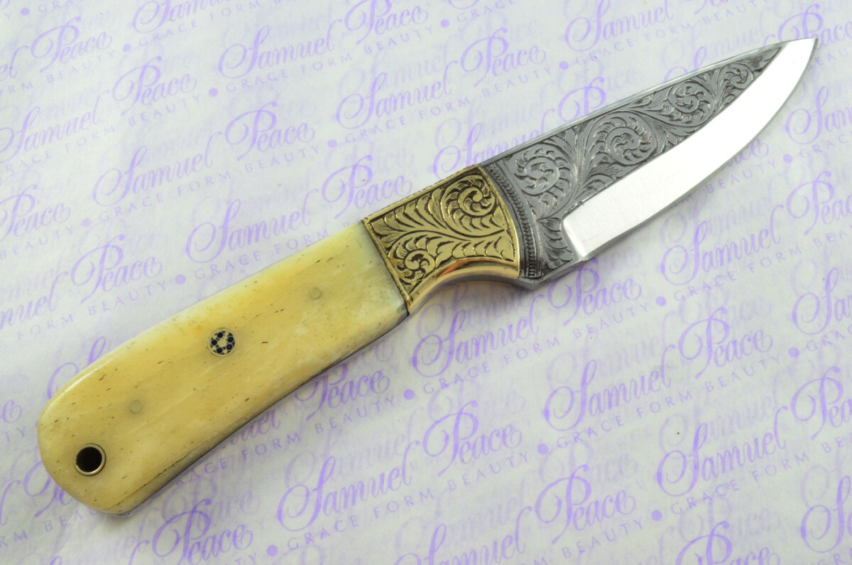 New Fantastic Hand Engraved Carbon 01 Tool Steel Hunting/Bowie Knife Camel Bone Scales Unbelievable Piece Pristine inc Leather Sheath - Image 5