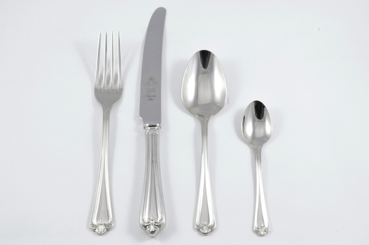 New Jesmond Pattern 4 Piece place Setting Made in Sheffield England Stainless Steel Cutlery
