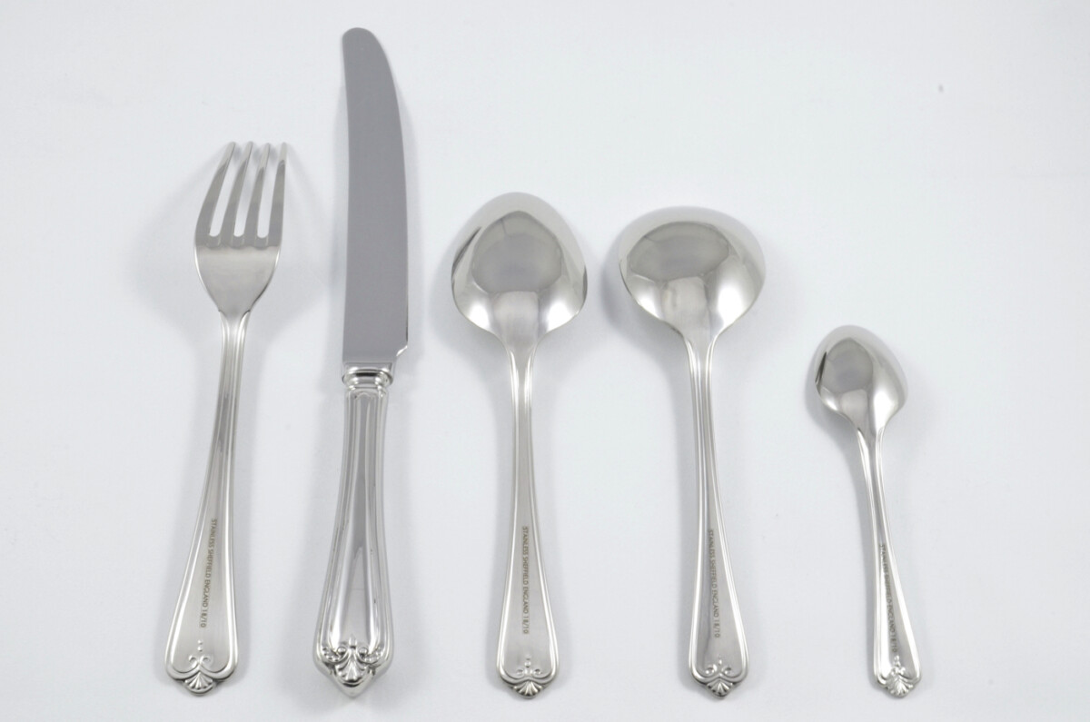 New Jesmond Pattern 5 Piece place Setting Made in Sheffield England Stainless Steel Cutlery - Image 2
