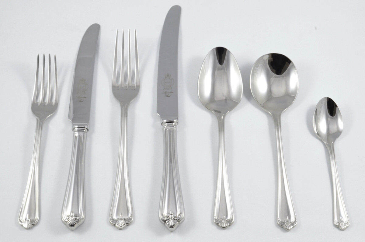 New Jesmond Pattern 7 Piece place Setting Made in Sheffield England Stainless Steel Cutlery