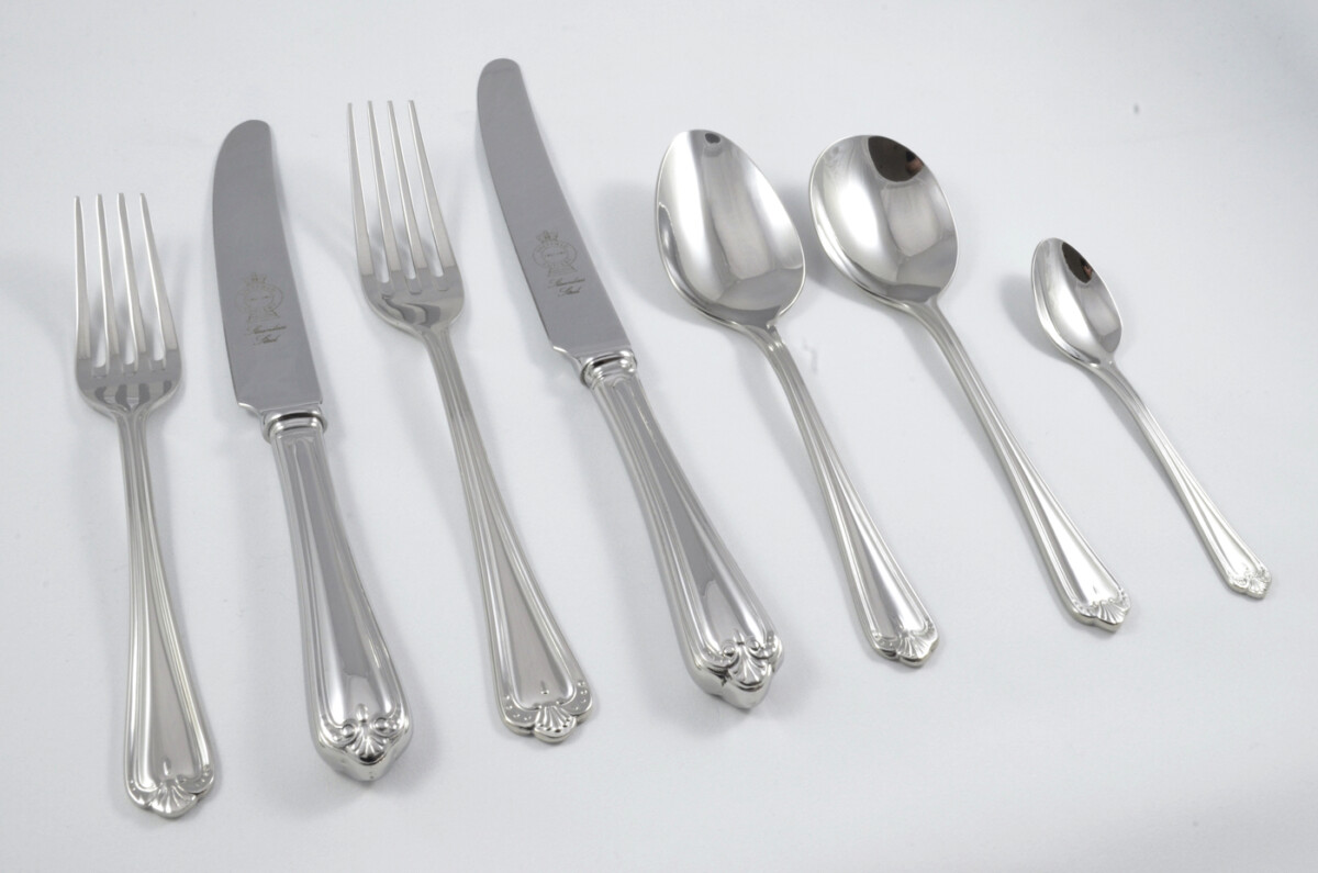 New Jesmond Pattern 7 Piece place Setting Made in Sheffield England Stainless Steel Cutlery - Image 3
