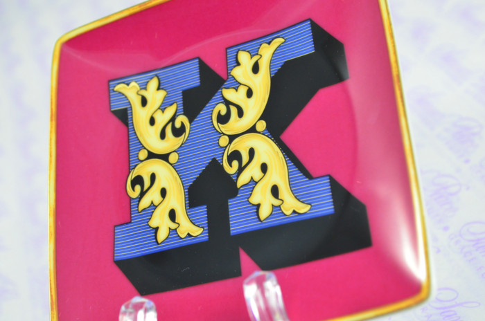 VERSACE ALPHABET K DISH 12CM - Image 5