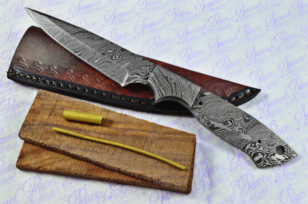 Knife Making Kit! Damascus Steel Skinning Knife Rosewood Scales Damascus Bolster inc Leather Sheath