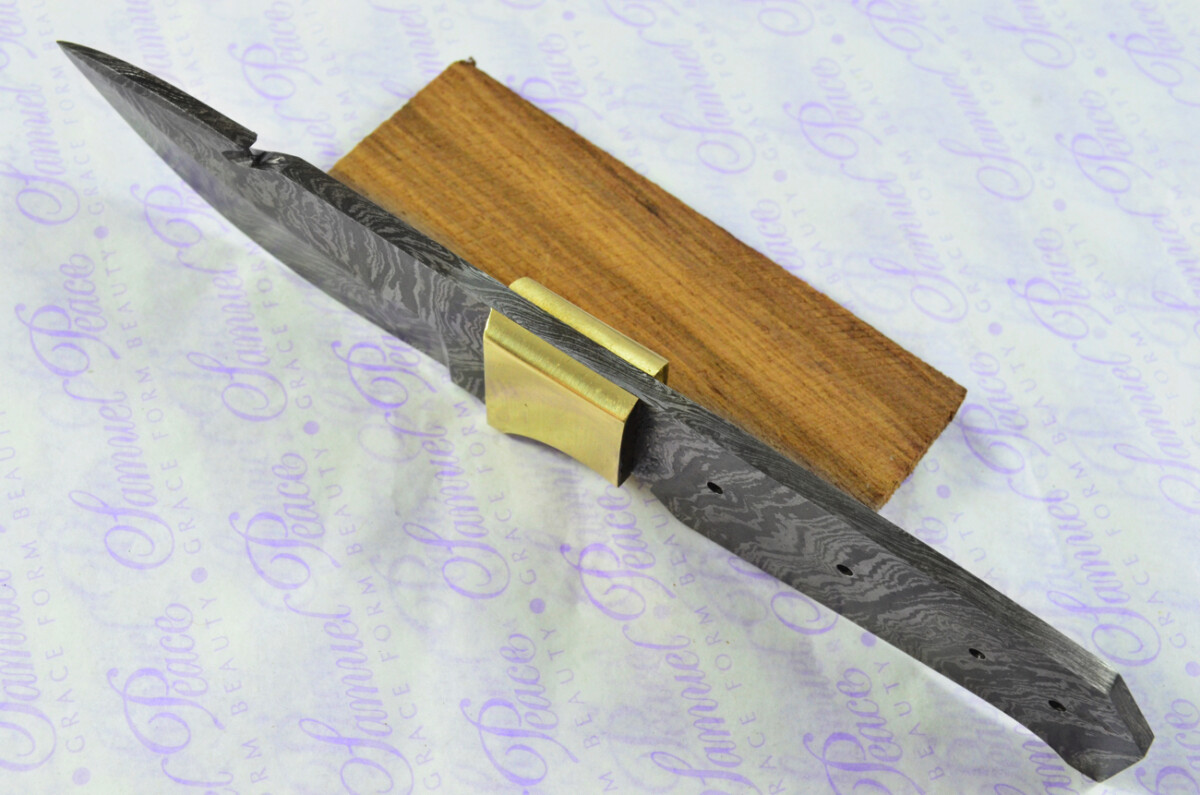 Damascus Steel Knife Making Kit! Gut Hook Knife with Rosewood Scales Brass Bolster inc Leather Sheath - Image 4