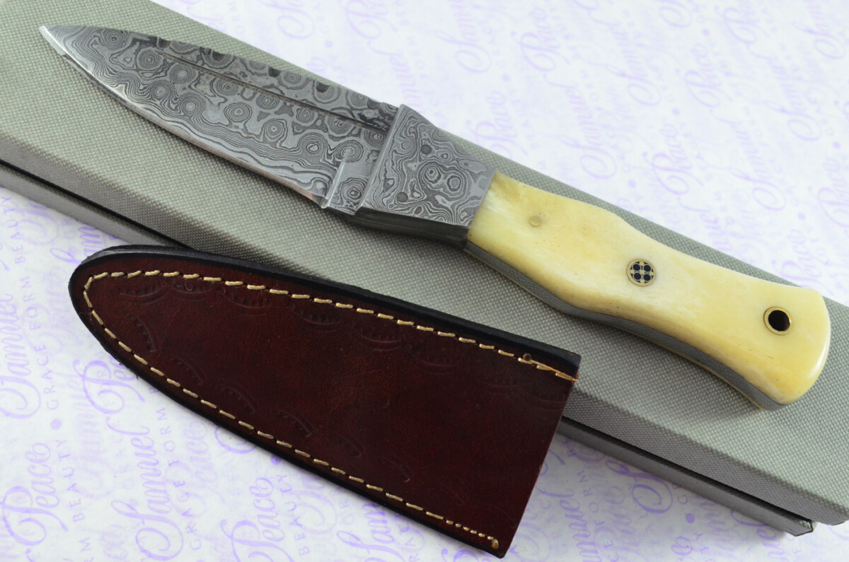 Unique New Genuine Damascus Steel Bespoke Full Tang Camel Bone Handle Sheffield Sgian Dubh with Leather Sheath Gift Boxed