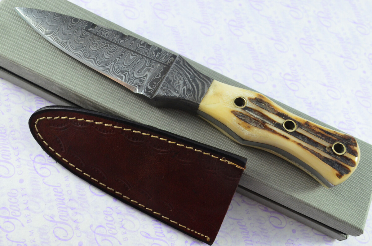 New Genuine Damascus Steel Bespoke Full Tang Stag Horn Antler Handle Sheffield Sgian Dubh with Leather Sheath Boxed