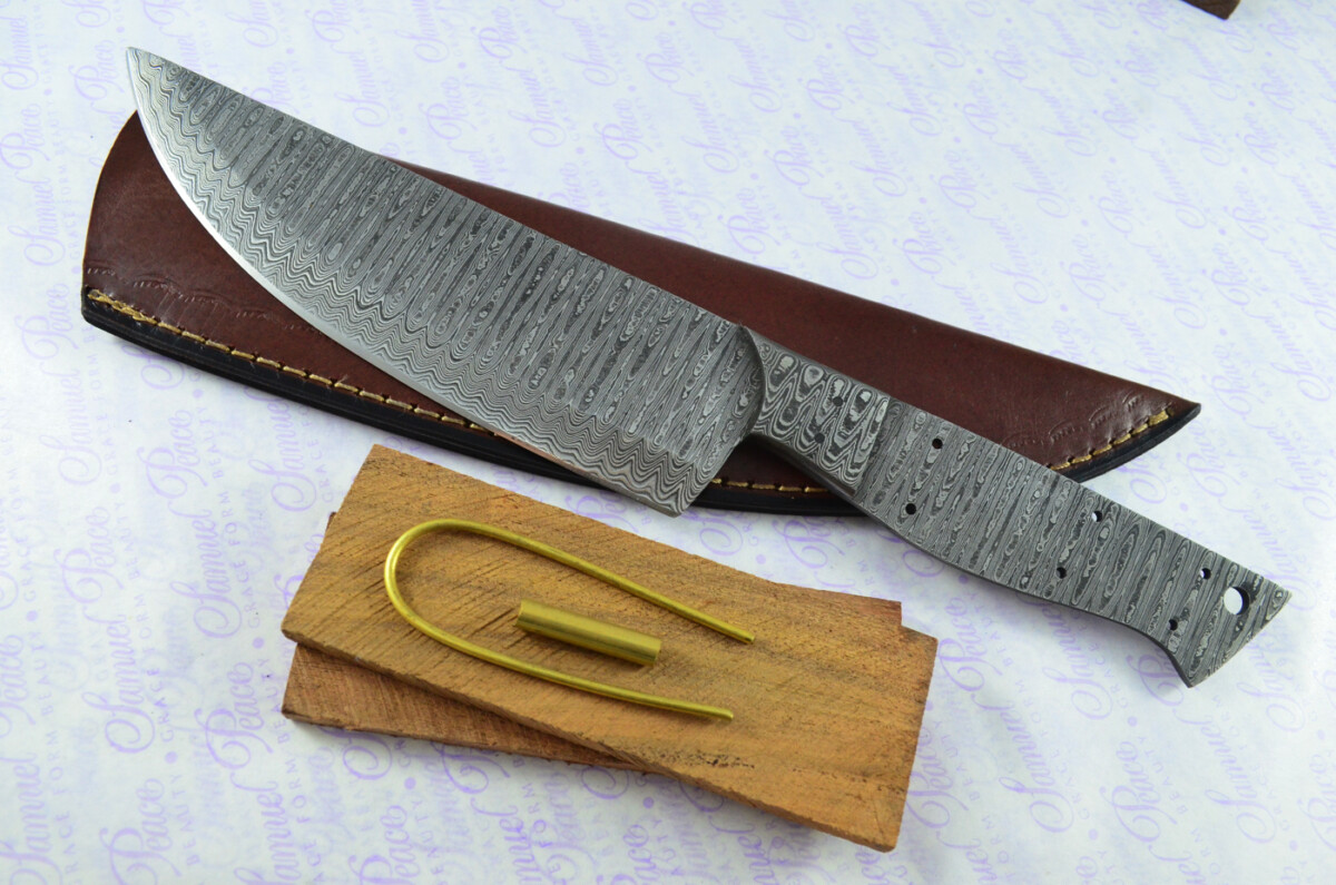 Kitchen Knife Making Kit! Fantastic Damascus Steel Chef's Knife Olive Wood Scales Unbelievable Piece Pristine Leather Sheath