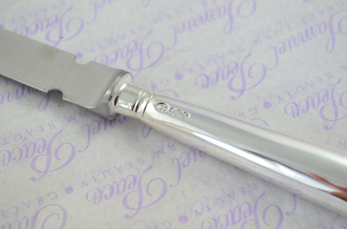 Saunders & Shepherd Cased Sheffield Sterling Silver Handled Letter Opener Shell Head Pattern 1965 - Image 6
