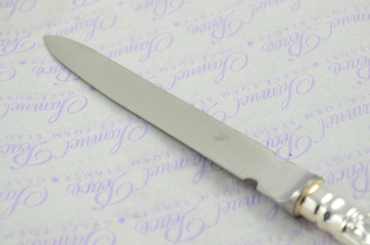 A. Haviland-Nye Cased Sheffield Sterling Silver Handled Letter Opener Kings Husk Pattern 1972 - Image 5