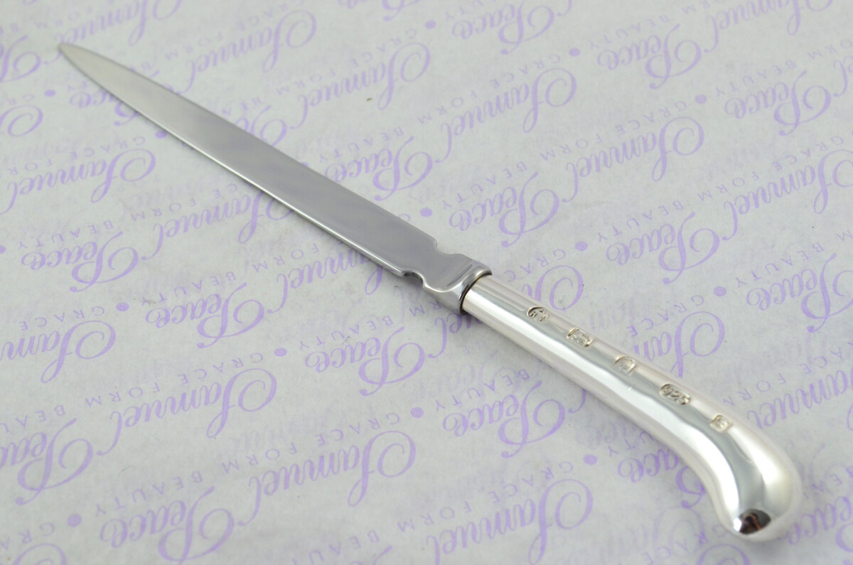 A. Haviland-Nye Cased London Sterling Silver Handled Letter Opener Feature Hallmarked Pistol Pattern 1977 - Image 2