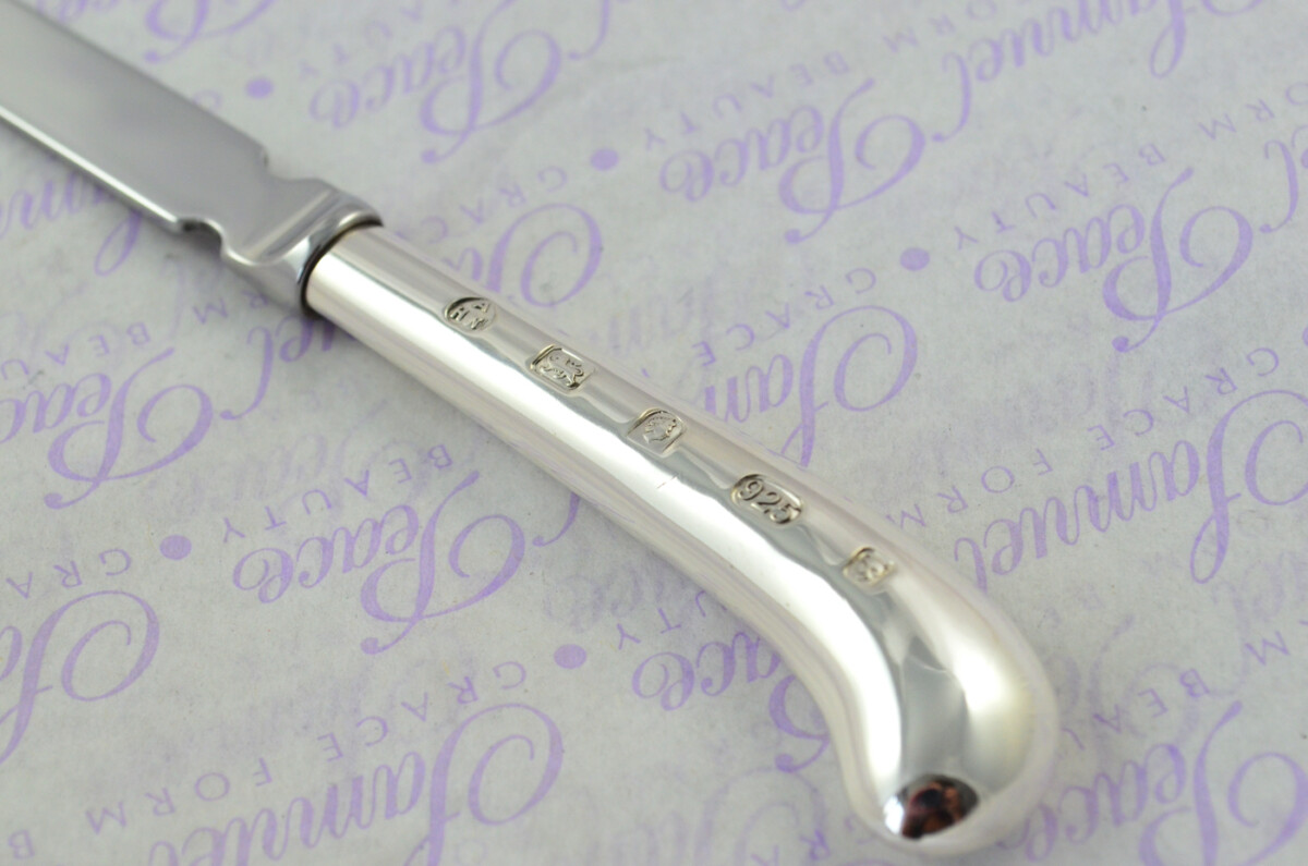 A. Haviland-Nye Cased London Sterling Silver Handled Letter Opener Feature Hallmarked Pistol Pattern 1977 - Image 4