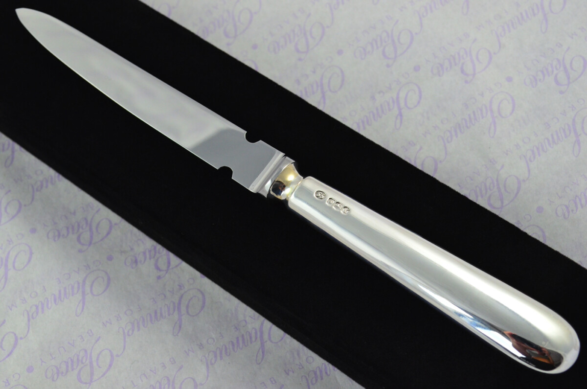 Saunders & Shepherd Cased Sheffield Sterling Silver Handled Letter Opener Candle End Pattern 1966