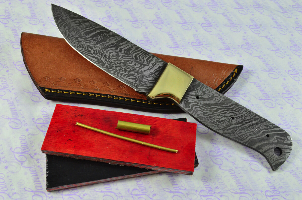 Knife Making Kit! Damascus Steel Hunting/Bowie Knife Laminate Wood Scales Brass Bolster inc Leather Sheath