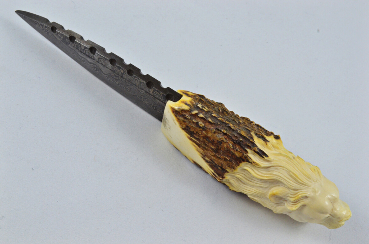 Amazing Bespoke Hand Carved Lion Stag Horn Antler Handle Sgian Dubh Damascus Blade Sheffield England - Image 5