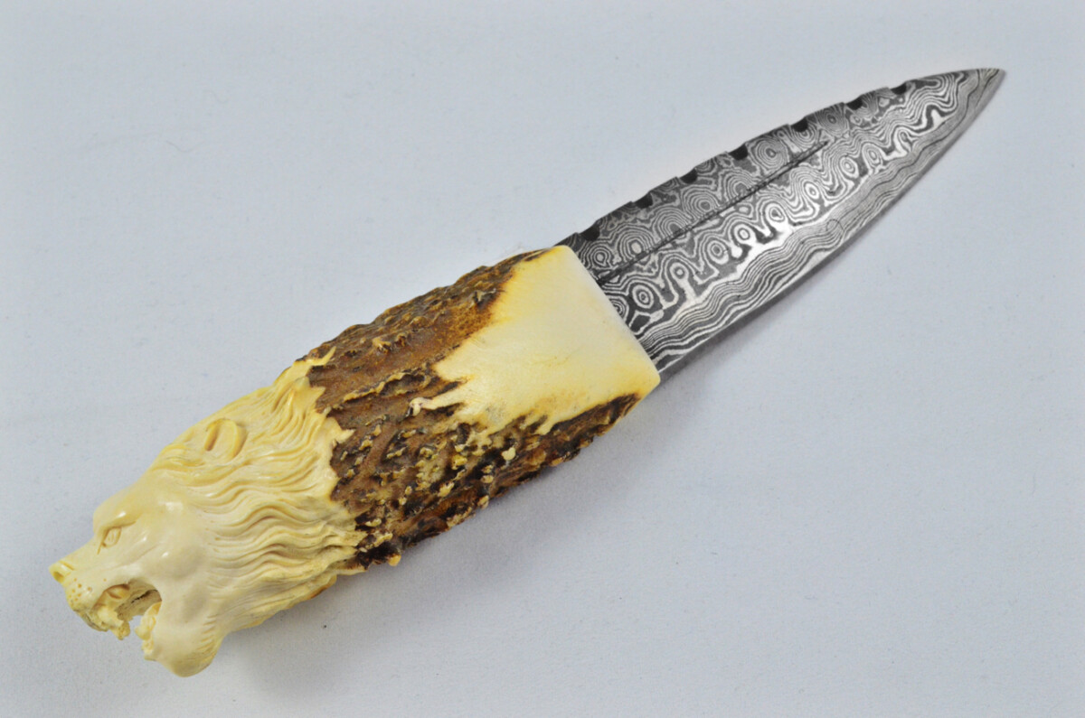 Amazing Bespoke Hand Carved Lion Stag Horn Antler Handle Sgian Dubh Damascus Blade Sheffield England - Image 6
