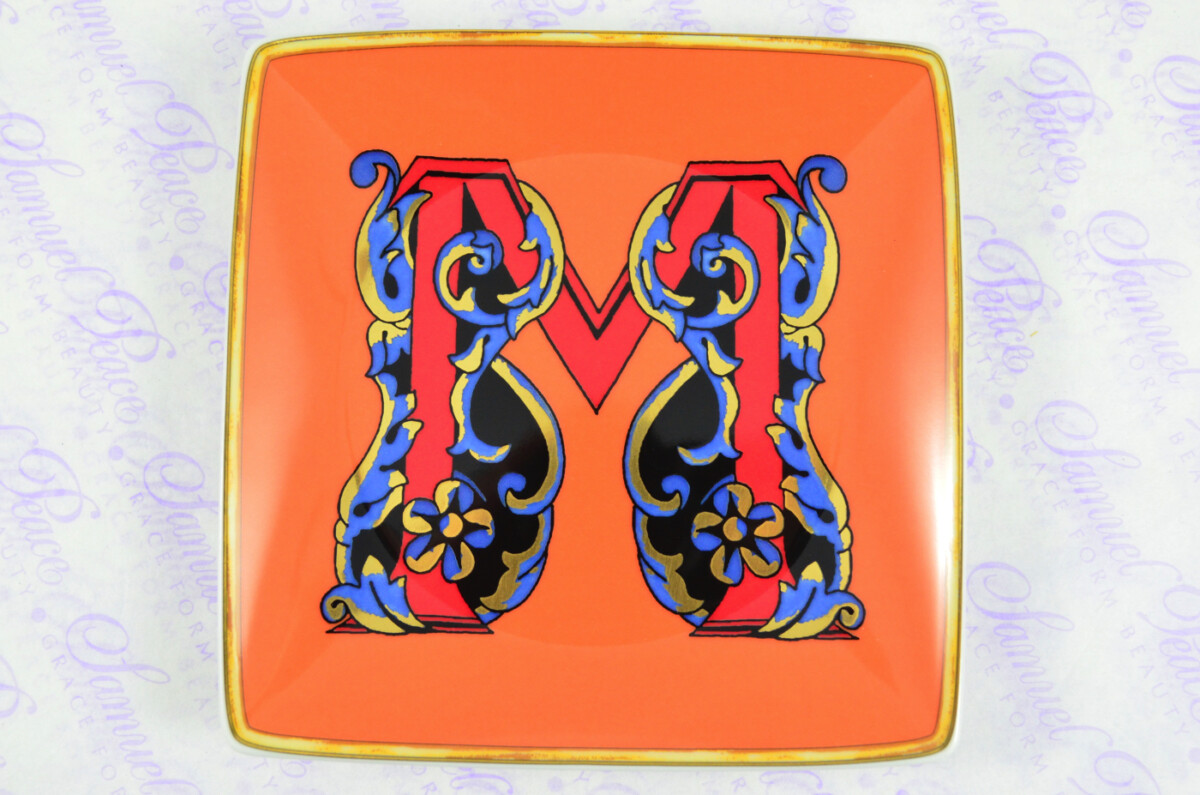 VERSACE ALPHABET M DISH 12CM - Image 2