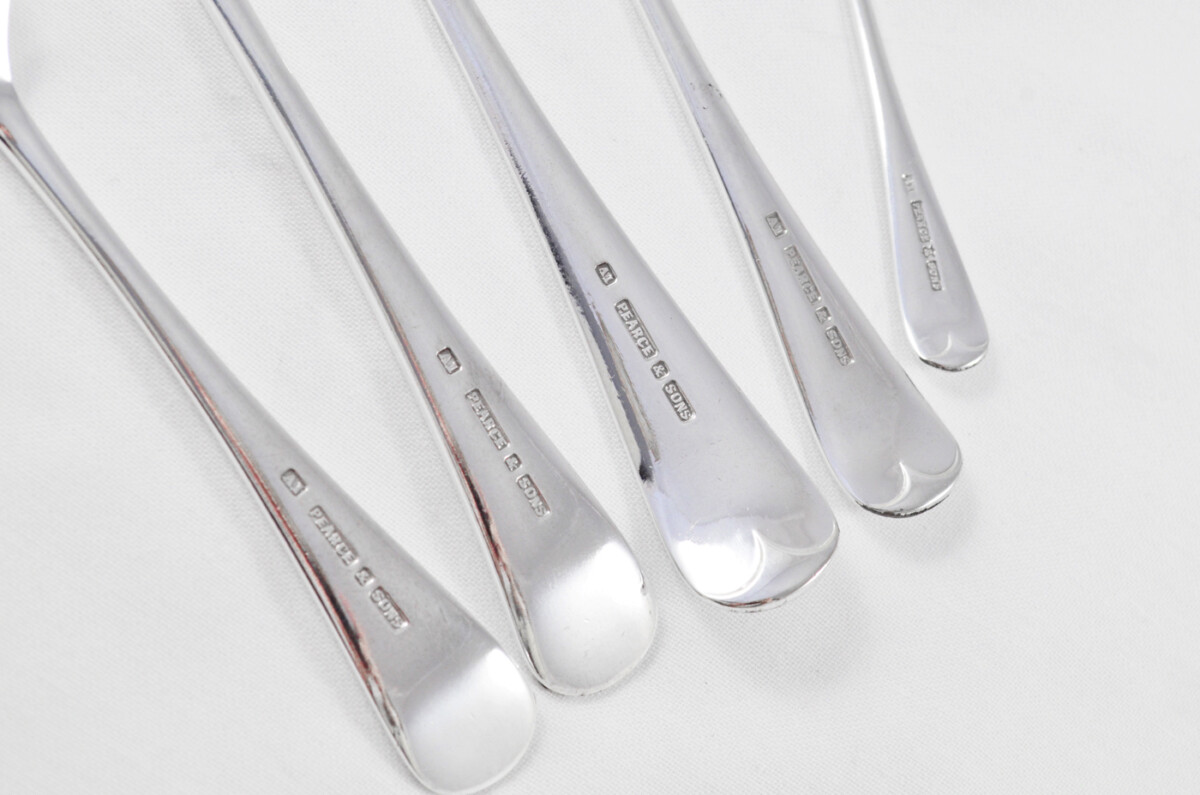 Antique Canteen of Cutlery By Pearce & Sons Ltd  - Silver Plated - Old English Pattern - 102 Pieces - Image 10