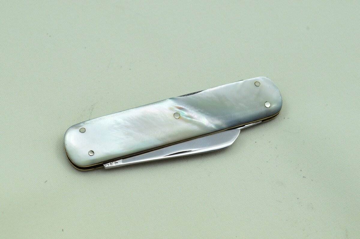 Four Blade Fantastic Carbon Steel Bladed Mother Of Pearl Fully Restored Sheffield Made Pen/Pocket Knife c1900 Maker Deakin - Image 6