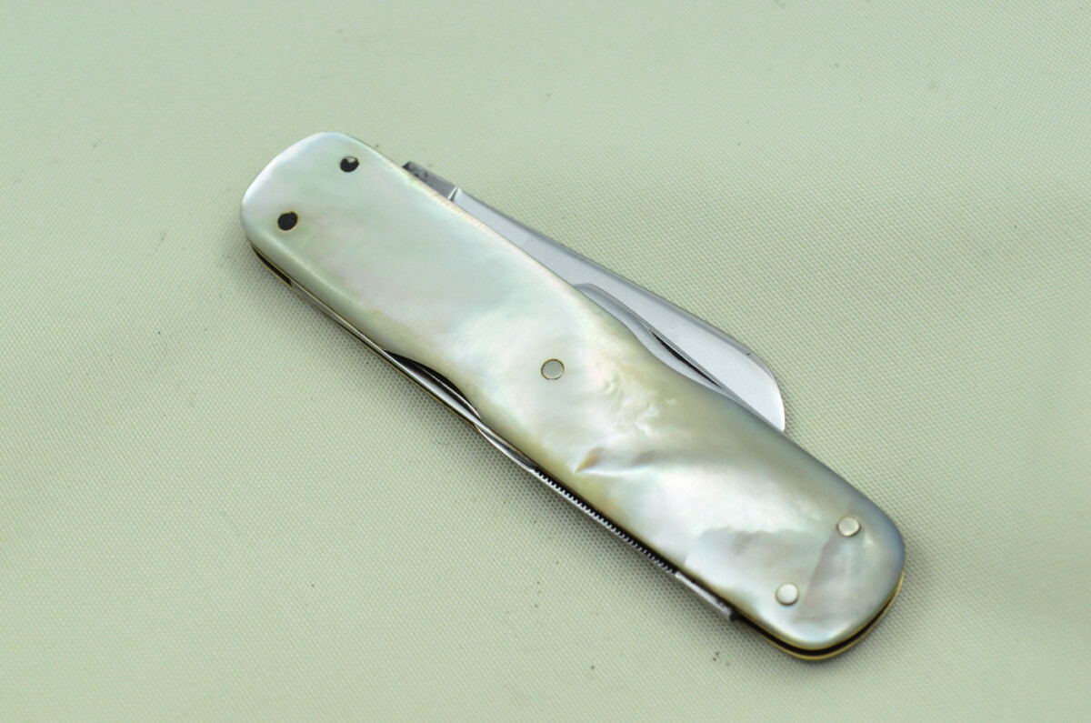 Four Blade Fantastic Carbon Steel Bladed Mother Of Pearl Fully Restored Sheffield Made Pen/Pocket Knife c1900 Maker Deakin - Image 7