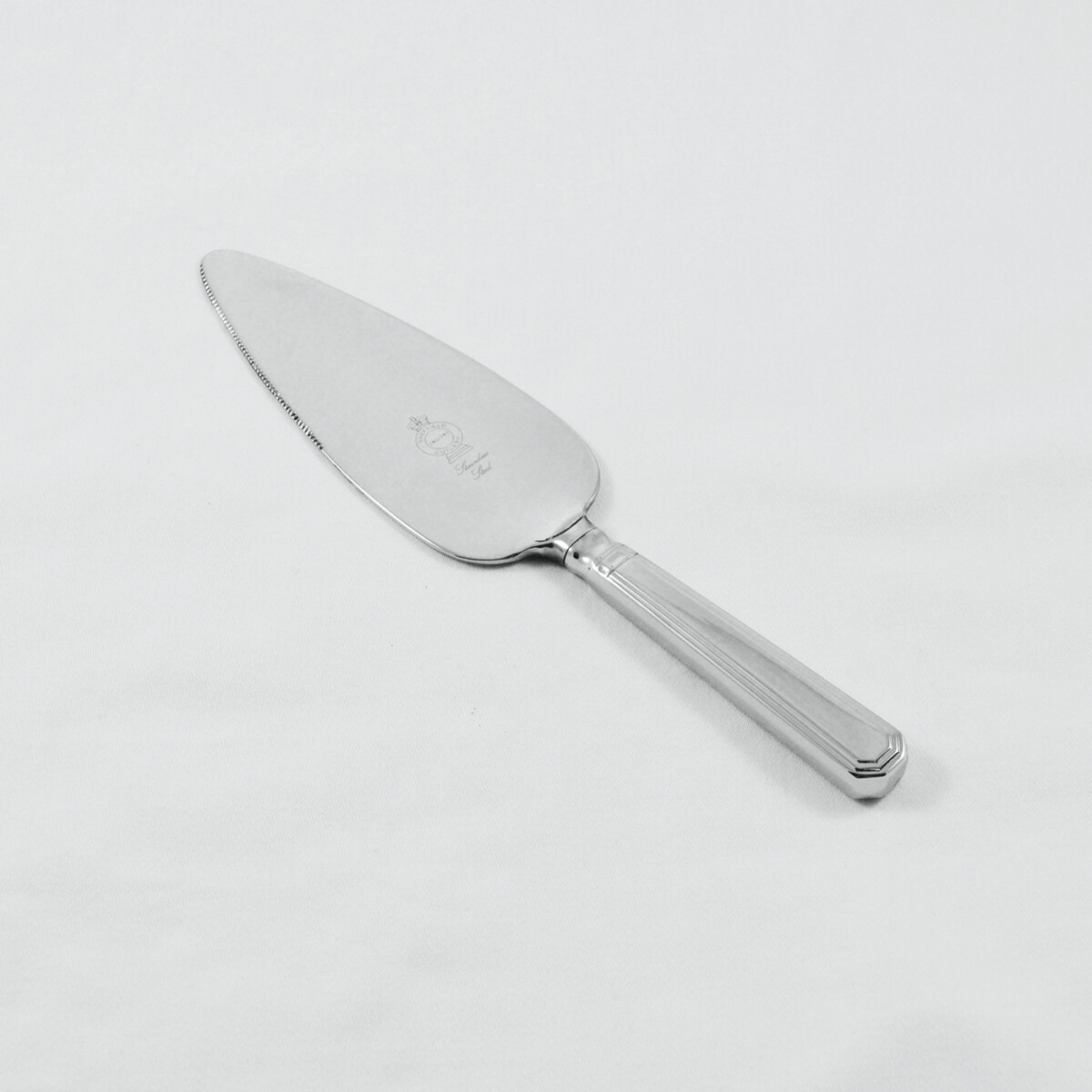 An Athenian Pattern Stainless Steel Pie/Cake Server Gift Boxed And Engraved 'Sheffield, England' - Image 2