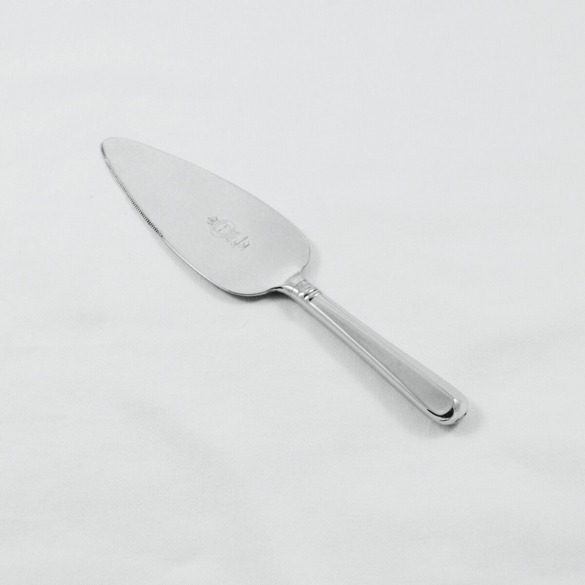 A Rattail Pattern Stainless Steel Pie/Cake Server Gift Boxed And Engraved 'Sheffield, England' - Image 2