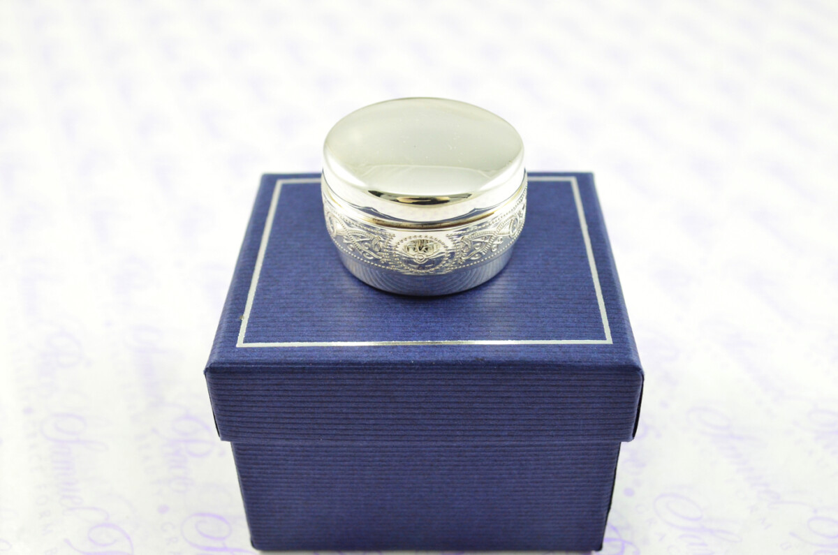 Sterling Silver Celtic Large Pill/Trinket Box Hallmarked 2022 Made in Sheffield England - Image 3