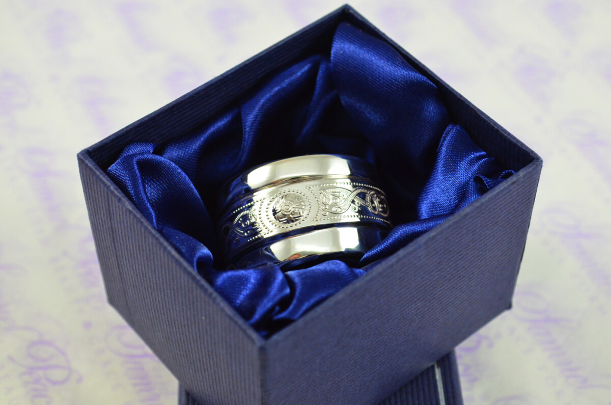 Sterling Silver Celtic Large Pill/Trinket Box Hallmarked 2022 Made in Sheffield England - Image 2