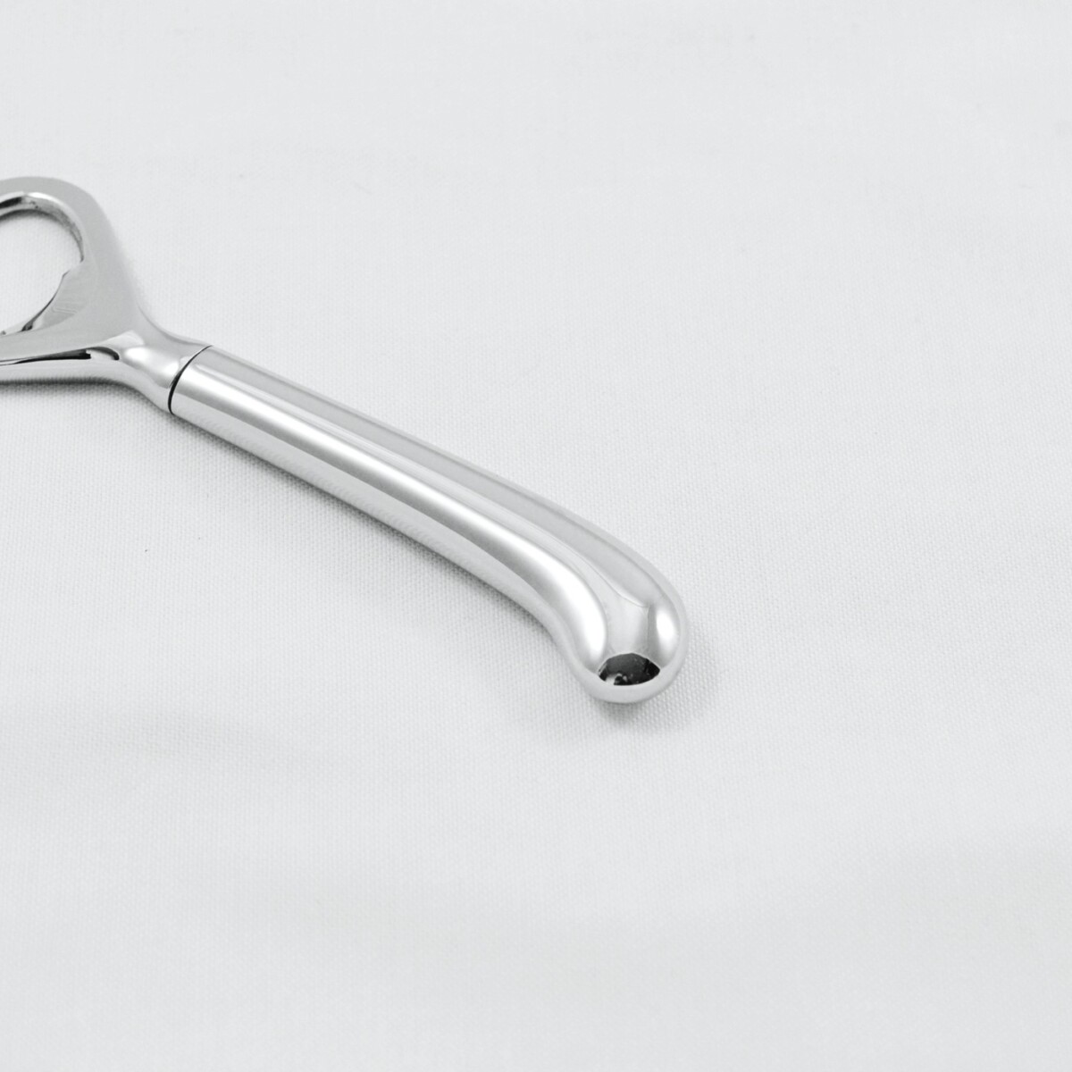 A Pistol Pattern Stainless Steel Bottle Opener Gift Boxed - Image 3