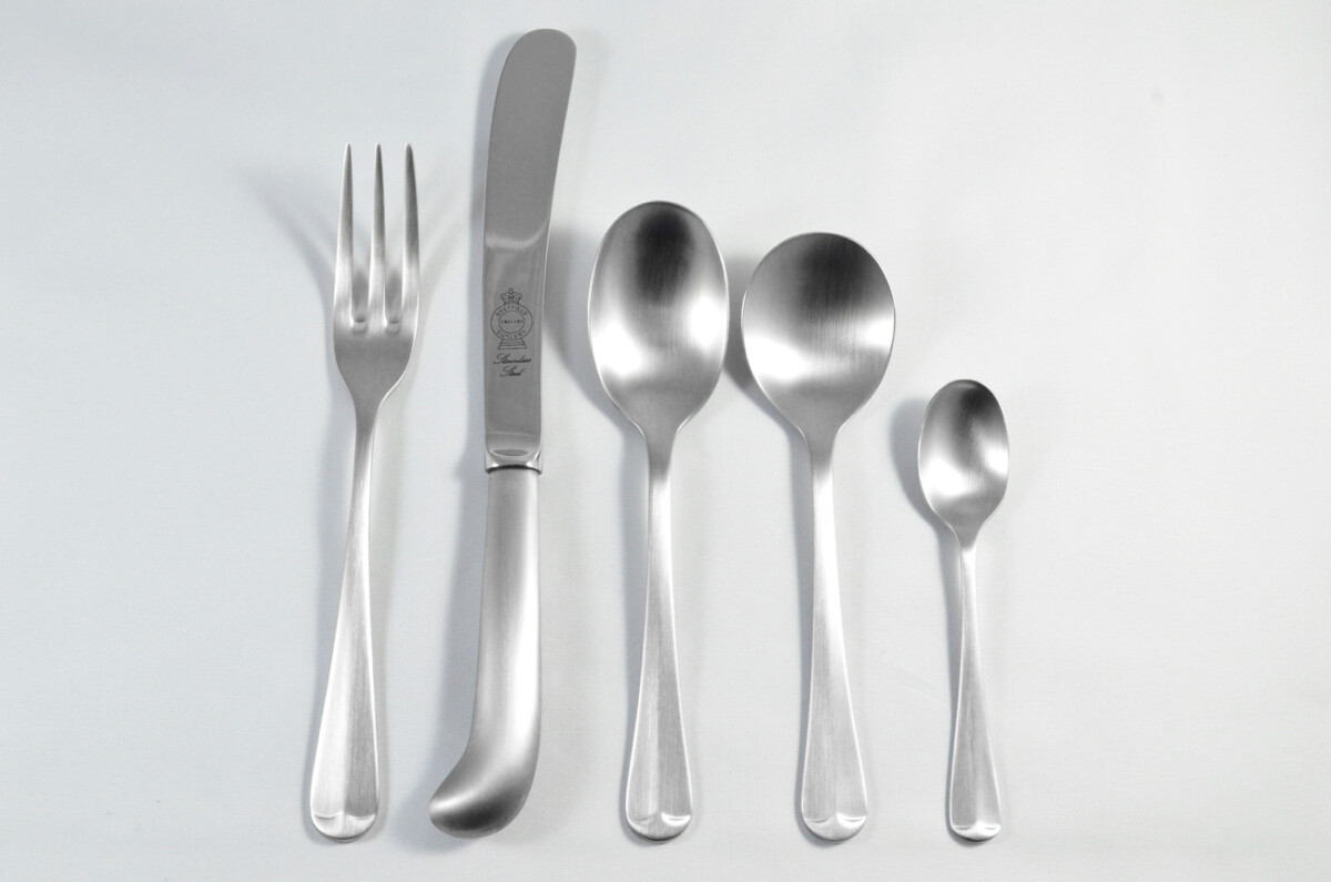 New Pistol Pattern 5 Piece place Setting Brushed Finish Made in Sheffield England Stainless Steel Cutlery