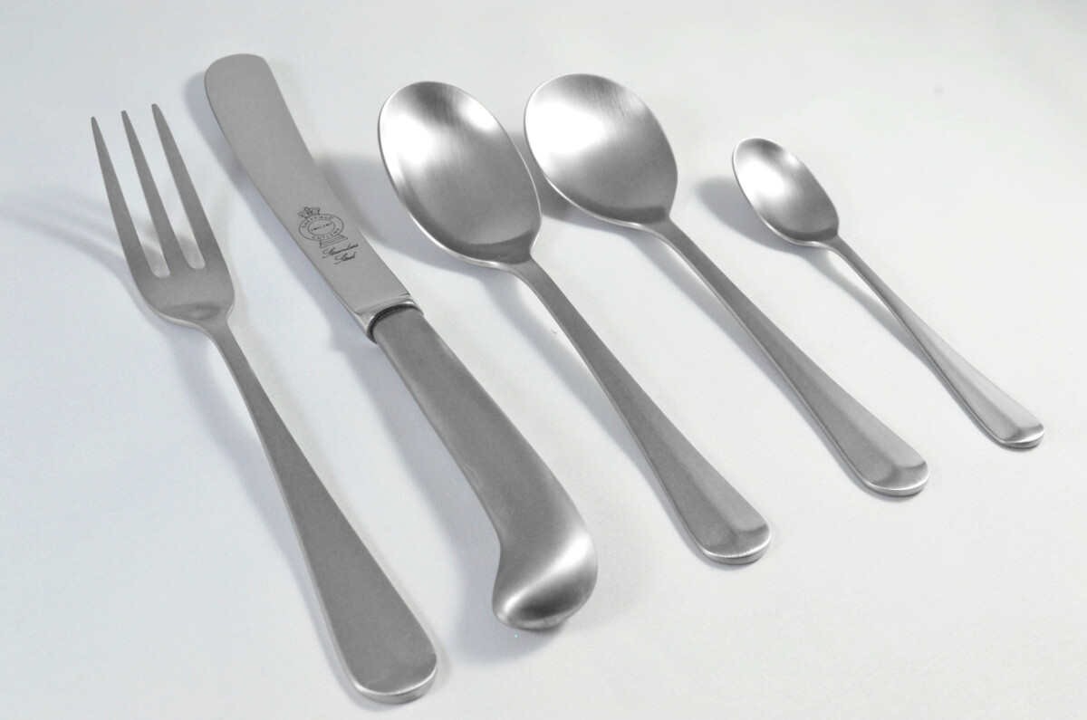 New Pistol Pattern 5 Piece place Setting Brushed Finish Made in Sheffield England Stainless Steel Cutlery - Image 3