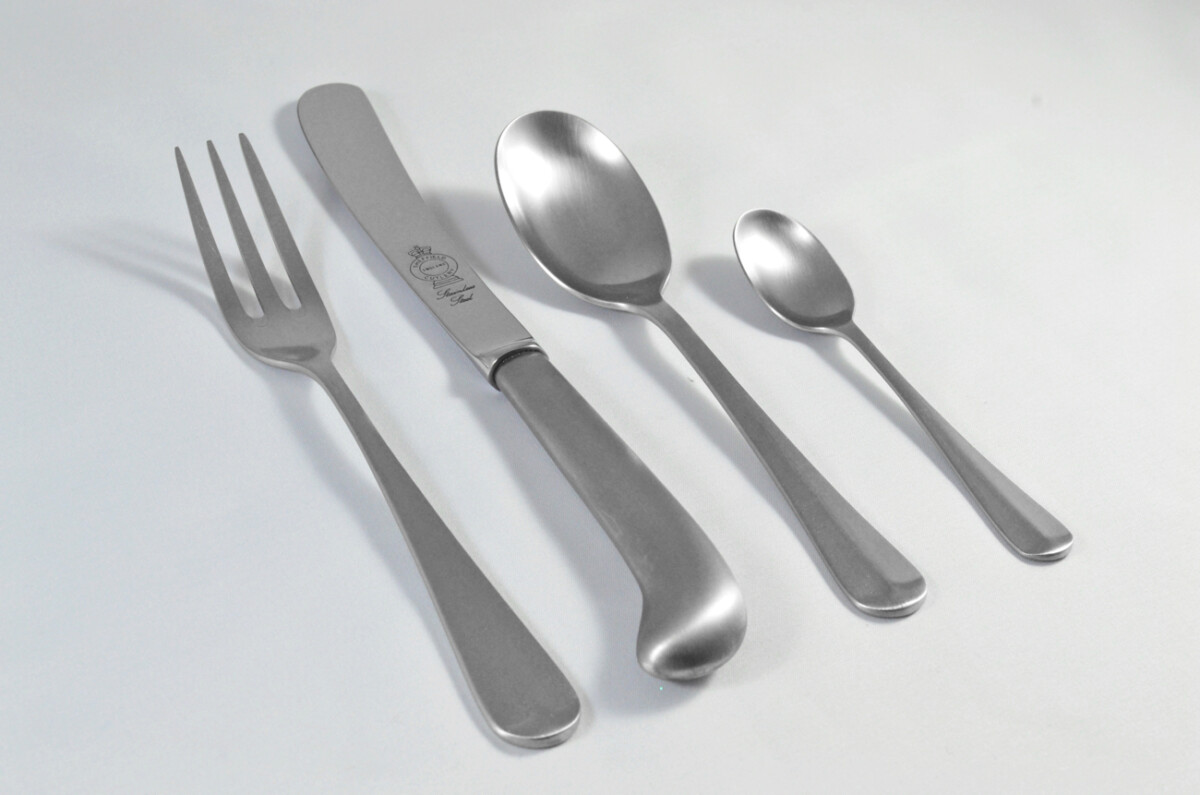 New Pistol Pattern 4 Piece place Setting Brushed Finish Made in Sheffield England Stainless Steel Cutlery - Image 3