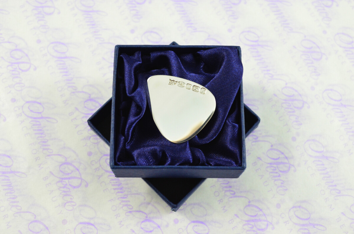 Sterling Silver Hallmarked Plectrum Hallmarked 2022 Made in Sheffield England - Image 3