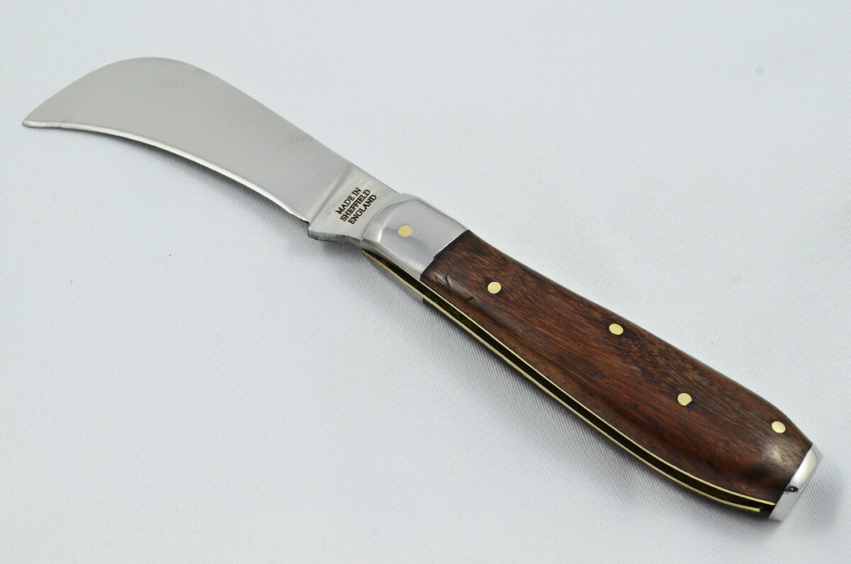 A Handmade D2 Steel Pruning Pen/Pocket Knife - Rosewood Scales Steel Bolster - Image 2