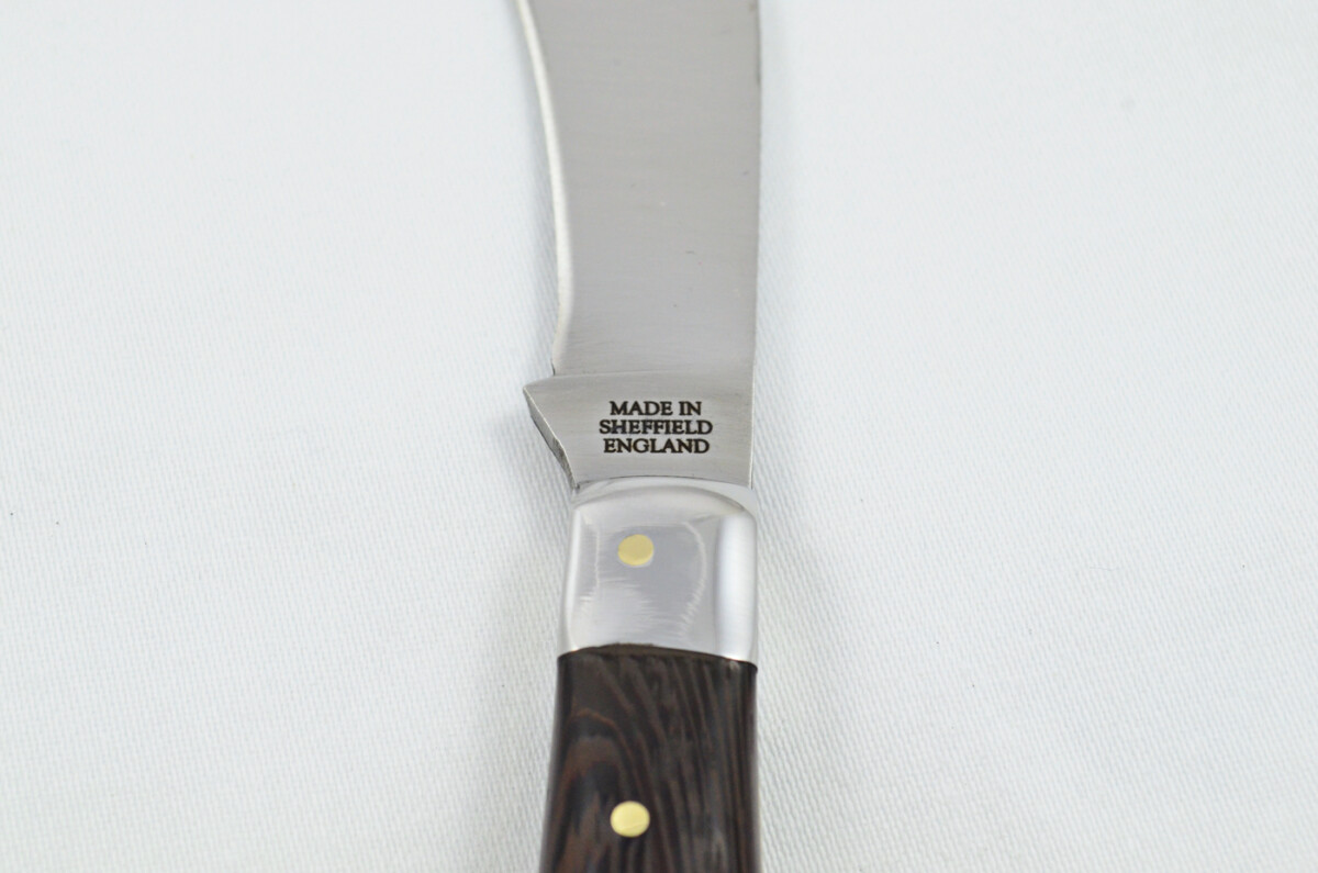 A Handmade D2 Steel Pruning Pen/Pocket Knife - Black Stealth Laminate Scales Steel Bolster - Image 6
