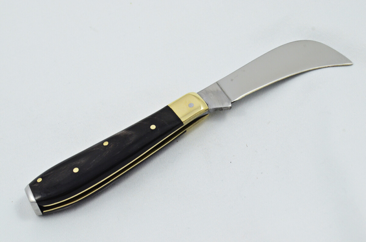 A Handmade D2 Steel Pruning Pen/Pocket Knife - Water Buffalo Scales Brass Bolster - Image 5