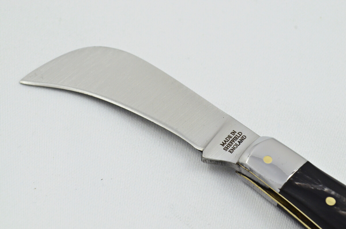 A Handmade D2 Steel Pruning Pen/Pocket Knife - Water Buffalo Scales Steel Bolster - Image 4