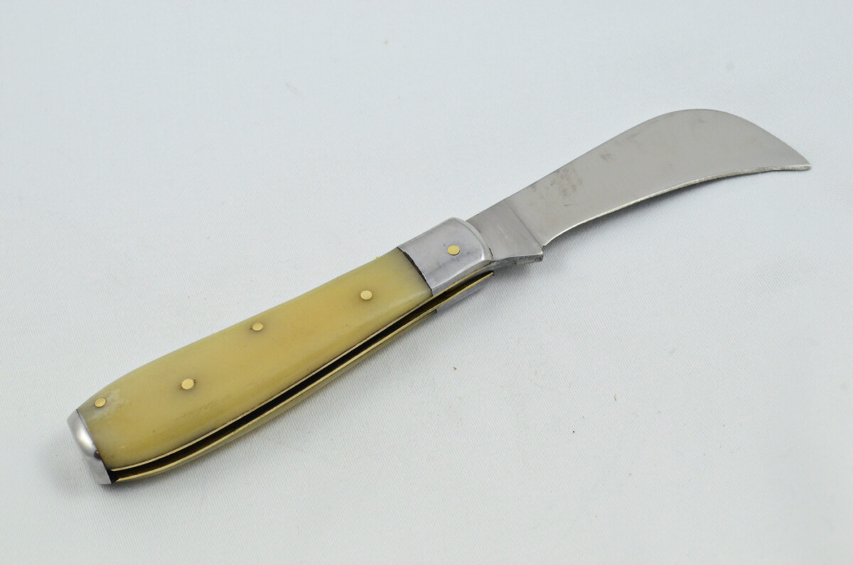 A Handmade D2 Steel Pruning Pen/Pocket Knife - Camel Bone Scales Steel Bolster - Image 4